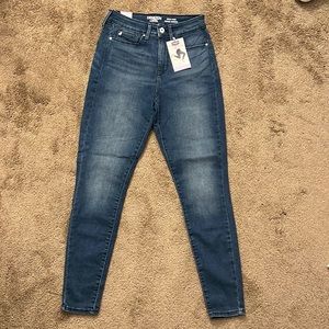 Levi’s High-Rise Super Skinny Jeans